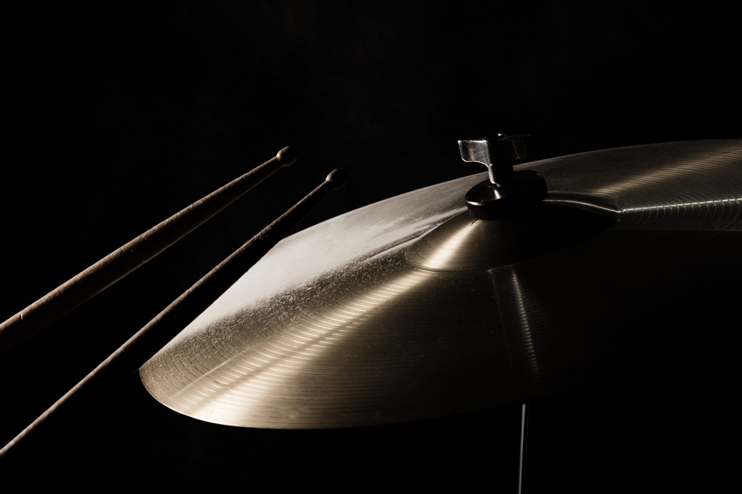 the drum stick hit on the crash